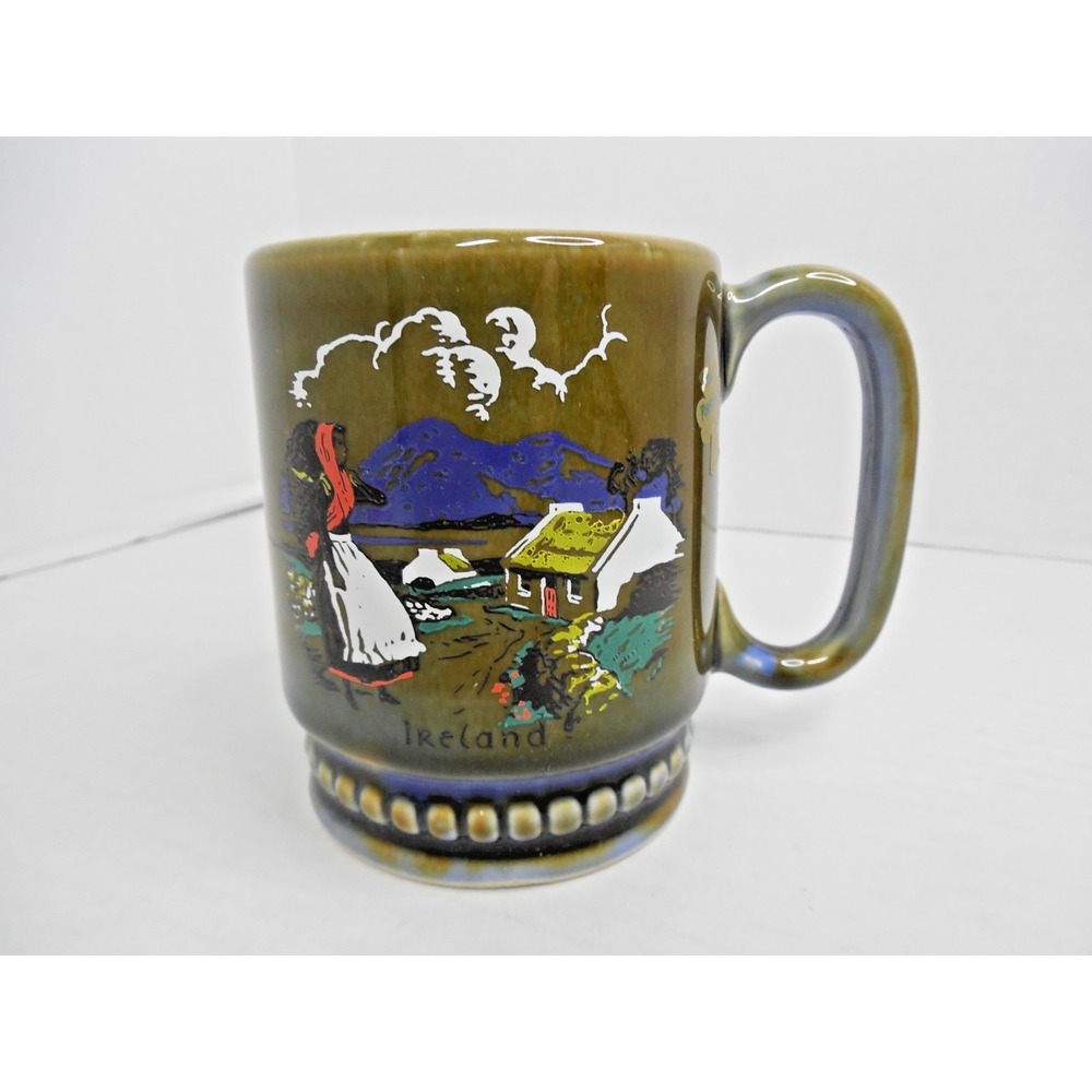 Vintage Wade Irish Porcelain Coffee / Tea Mug "Ireland" Country Landscape 12 oz